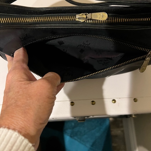 MCM Black Shoulder/Crossbody Bag - Picture 11 of 11